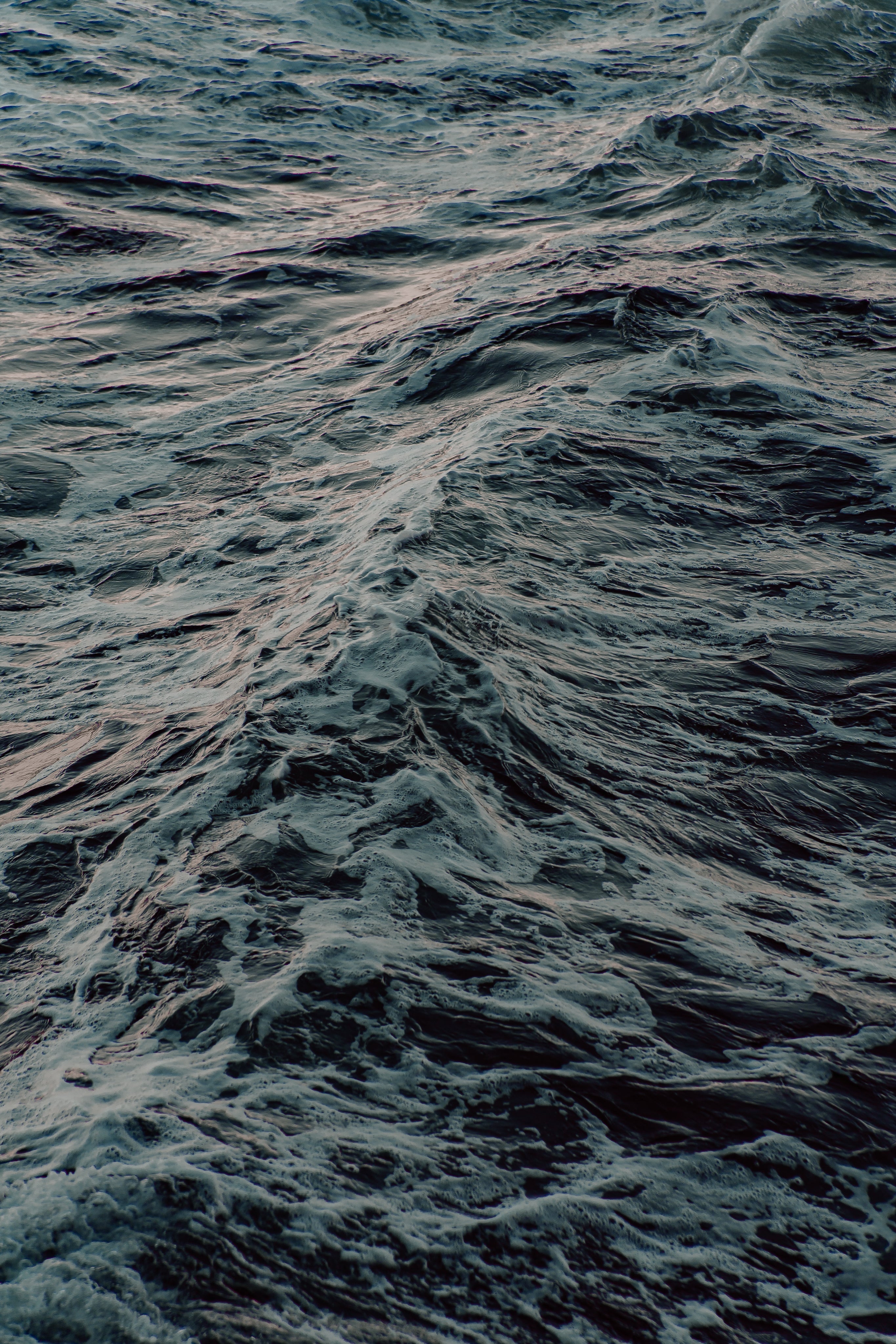 Rizen Jewelry Ocean Wave at Dusk