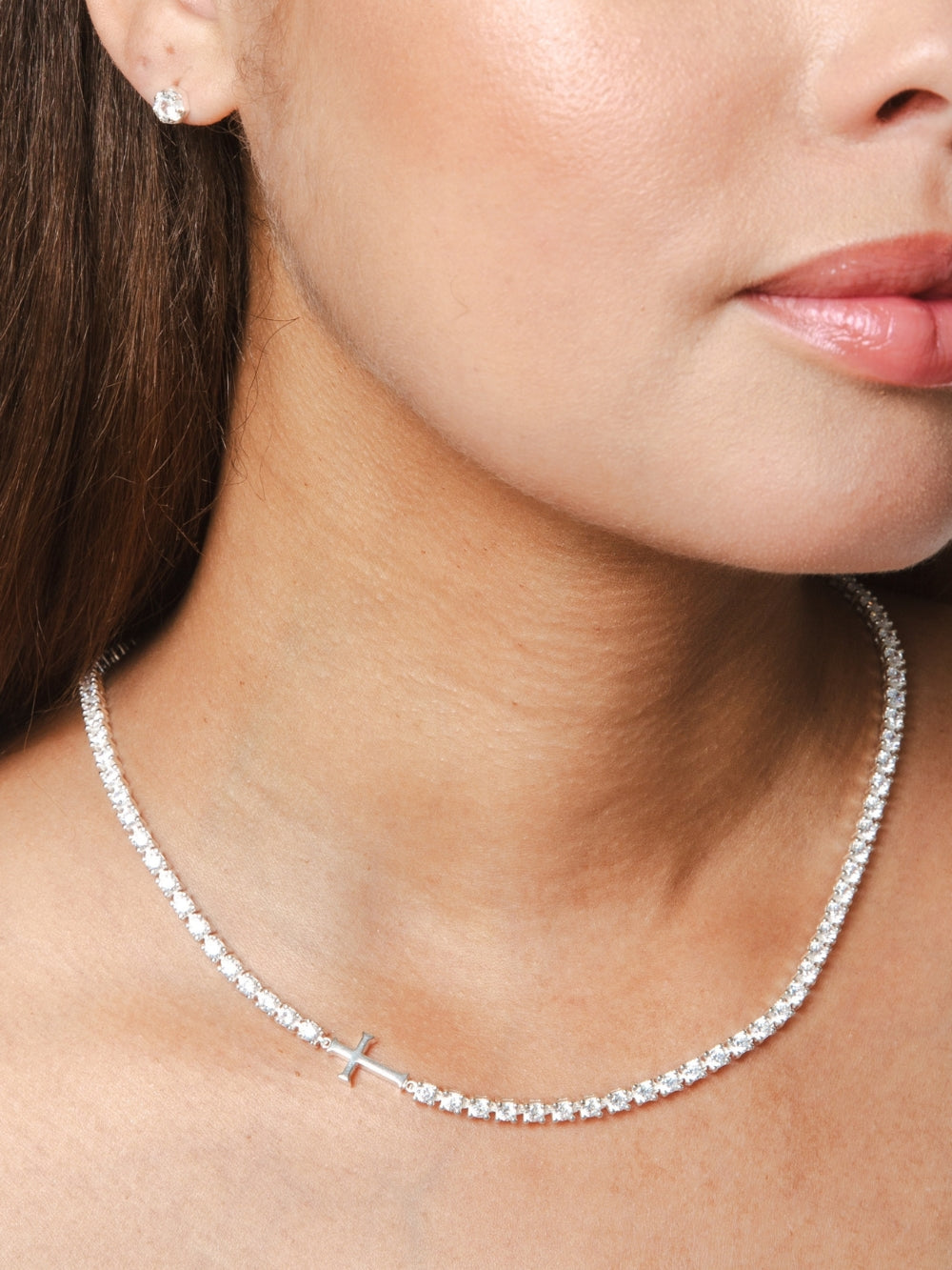 Luminous Cross Tennis Necklace | Rizen Jewelry