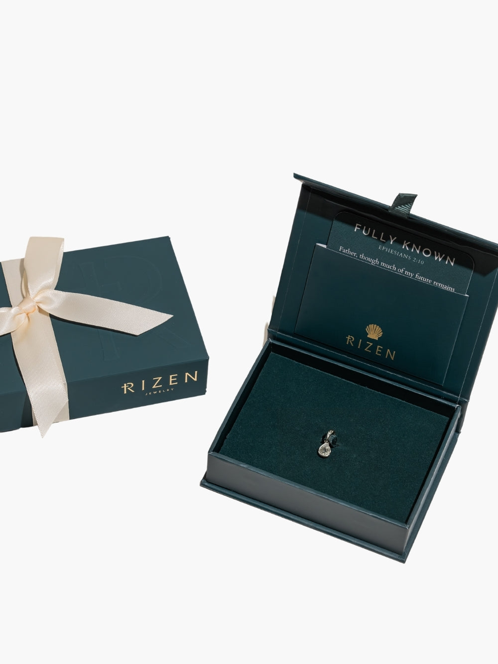 Rizen Jewelry Green Quartz Fully Known Prayer Pendant in Sterling Silver in a gift box. 